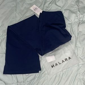 In My Feels High Waisted Side Pocket Slight Flare Legging from HALARA size L